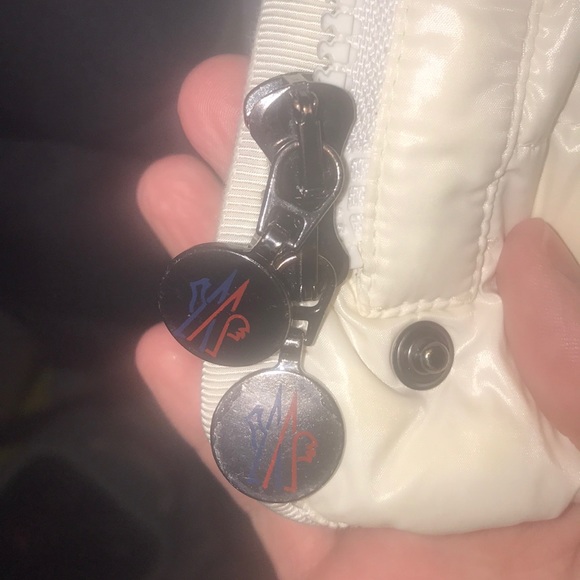 Moncler Women’s Jacket - Picture 8 of 8